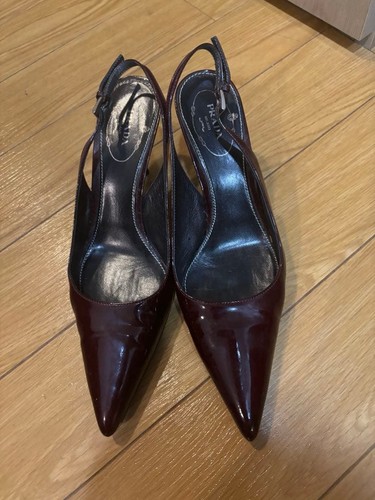 Prada enamel pumps - prada,