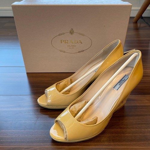Prada patent pumps - patent,